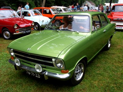 1973_Opel_Kadett_12_pic-003