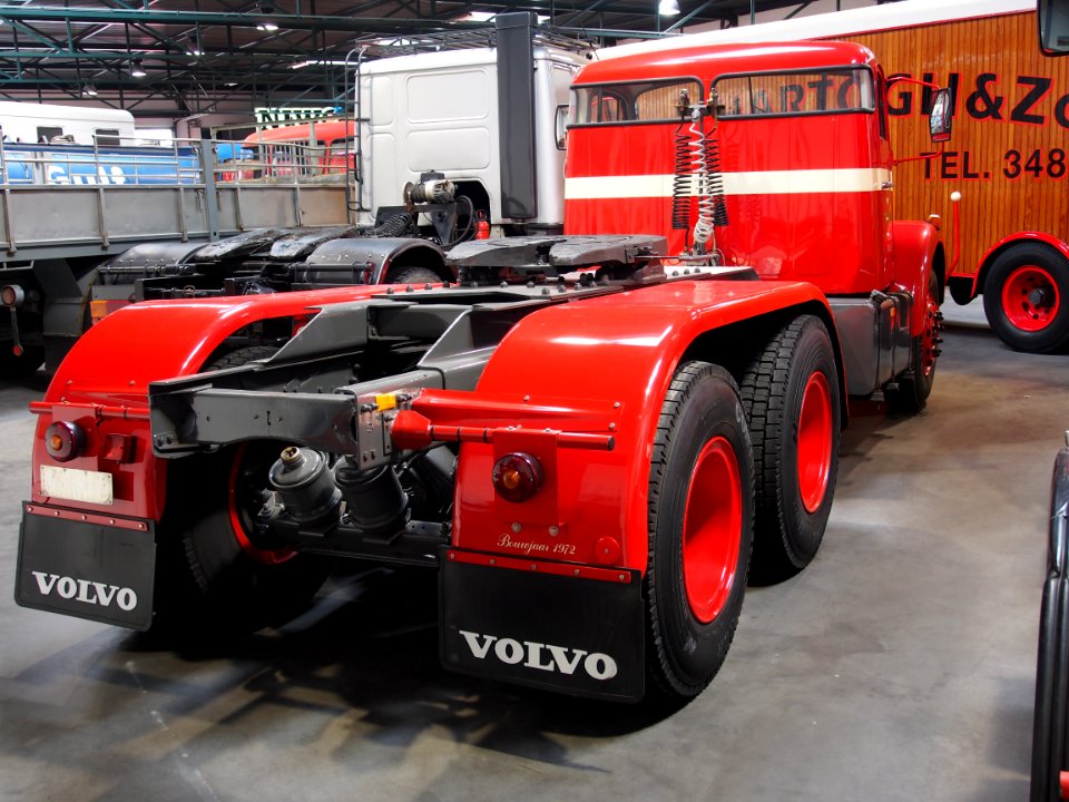 1972_Volvo_N88,_pic5