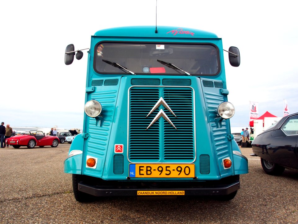 1973_CITROEN_H78_HY78,_pic9