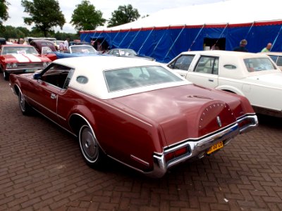 1972_Lincoln_Continental_Mark_IV,_Dutch_licence_registration_AH-33-26_p5