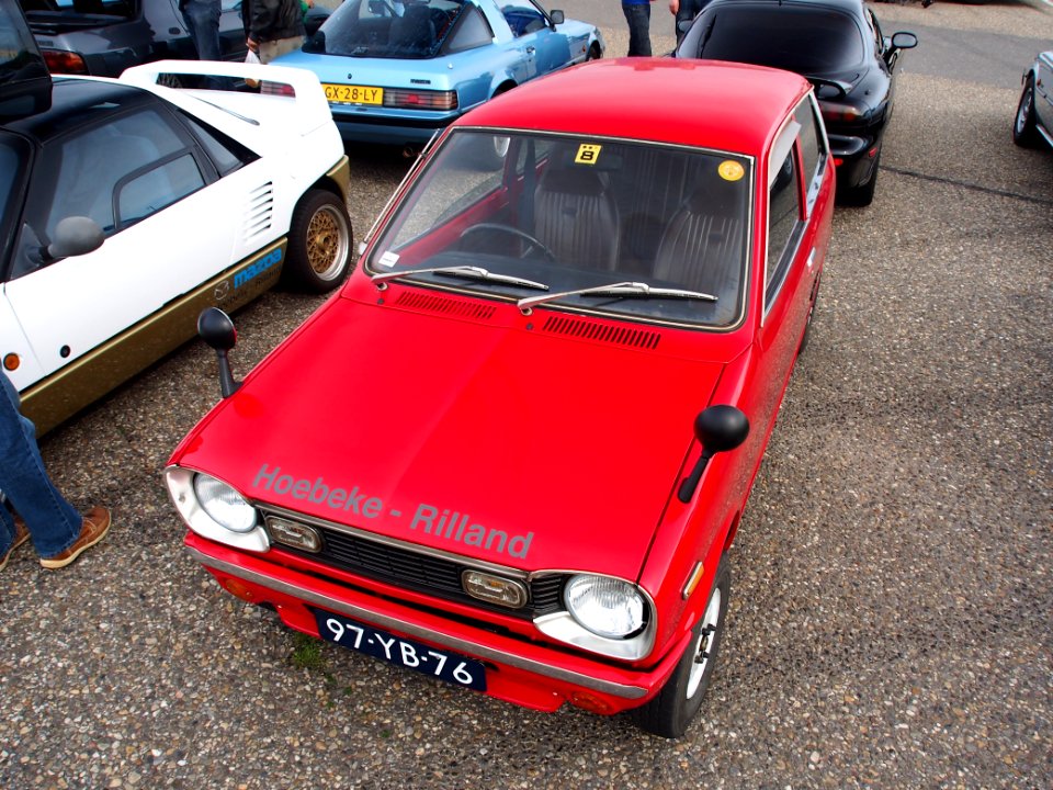1972_MAZDA_CHANTEZ-GL,_licence_97-YB-76_pic2