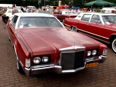 1972_Lincoln_Continental_Mark_IV,_Dutch_licence_registration_AH-33-26_p1