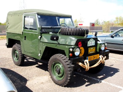 1973_Land_Rover_88_pic1
