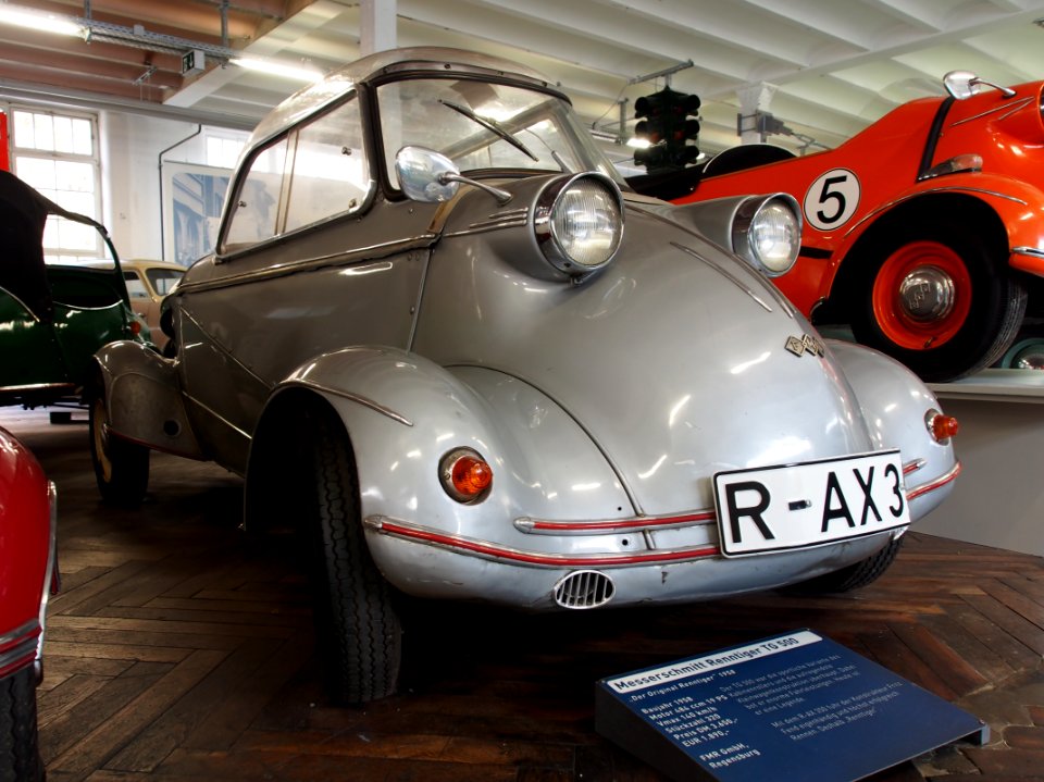 1958_Messerschmitt_Renntiger_TG500,_484ccm,_19hp,_140kmh_pic2