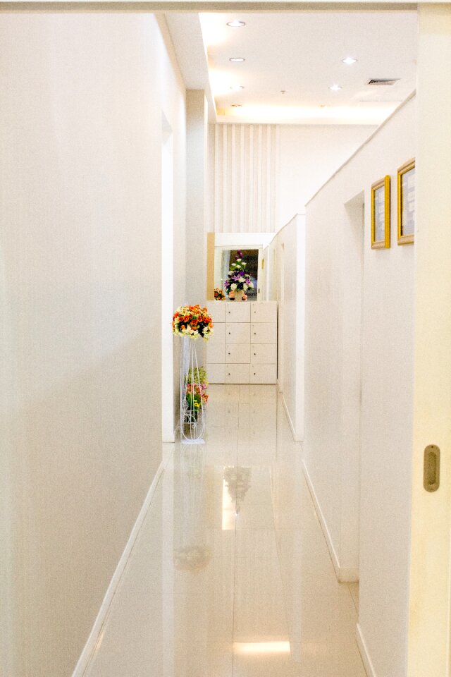Passage door entrance