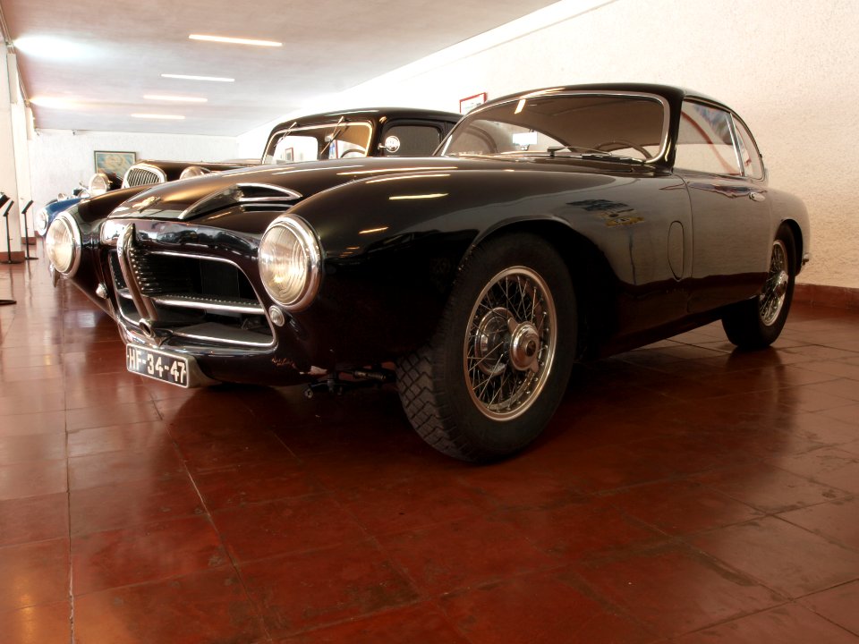 1953_Pegaso_Z-102-B,_160hp,_V8,_2814cc_pA