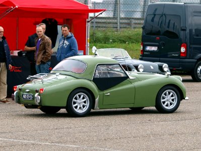 1960_Triumph_TR3_pic1