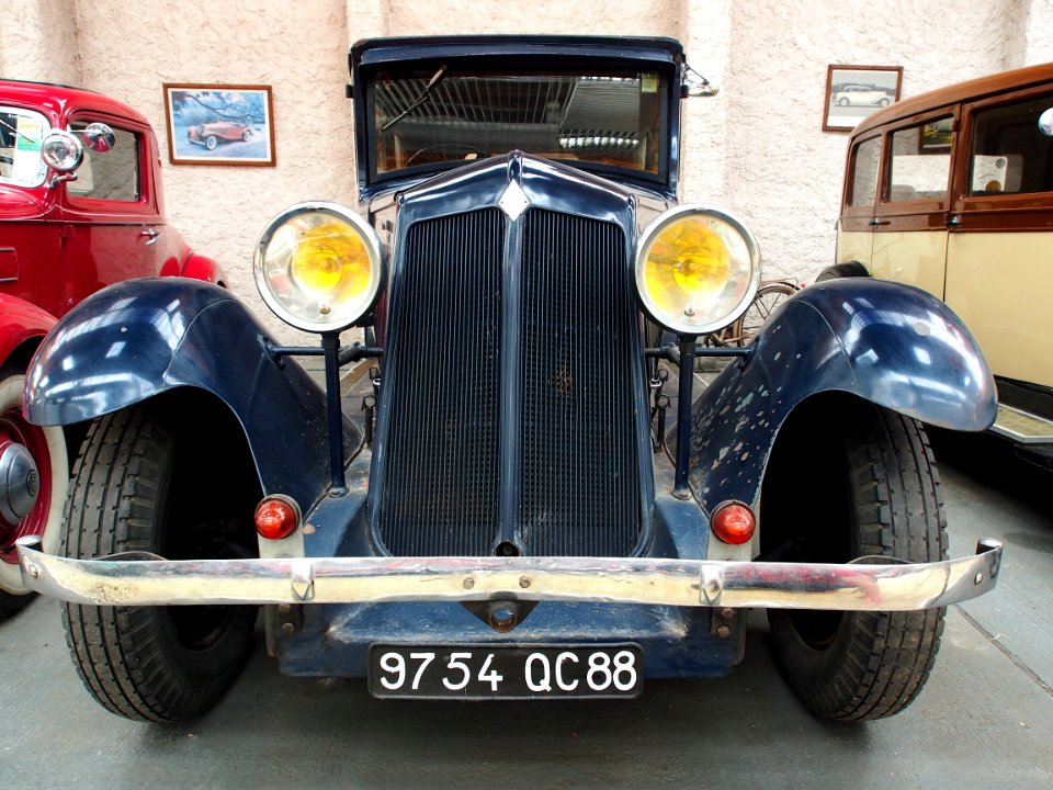 1931_Renault_KZ_5,_4cylinders,_2120_cm3,_11hp_pic2
