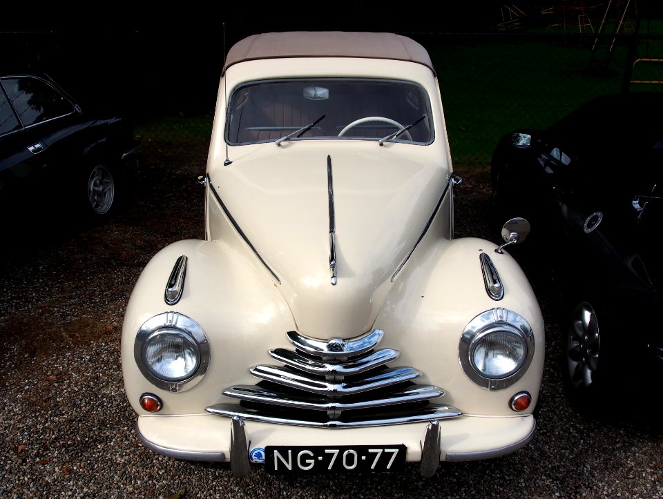 1952_SKODA_1102,_NG-70-77,_Horn,_the_Netherlands,_pic2
