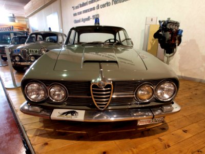 1962_Alfa_Romeo_2600_Sprint_photo-1