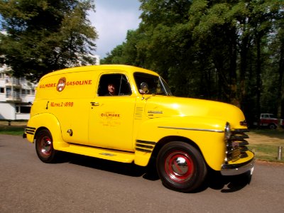 1951_Chevrolet_3100_Panel_pic7