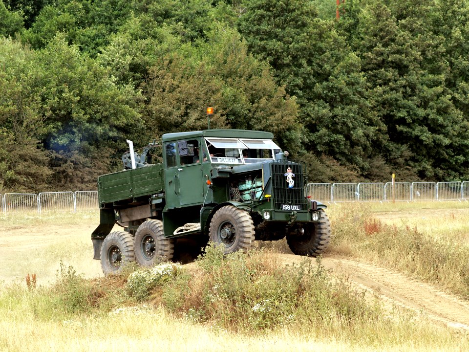 1954_Scammel_Explorer_6x4_Recovery_Vehicle_pic2