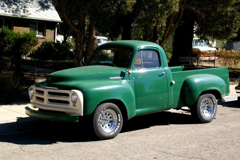 1954_Studebaker_3R_pickup,_Ely_Nevada