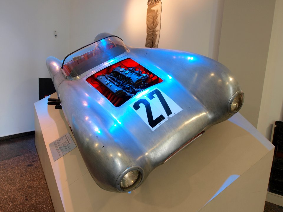 1954_VEB_AWE_Rennsportwagen_Klasse_F_pic1