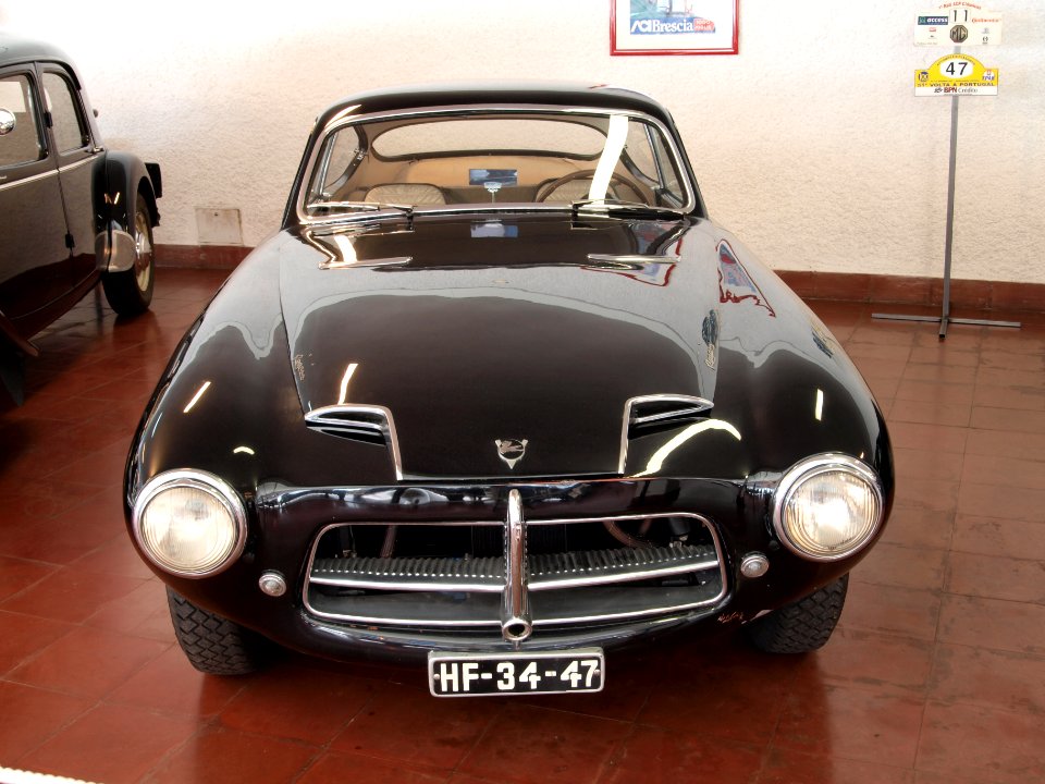 1953_Pegaso_Z-102-B,_160hp,_V8,_2814cc_pD