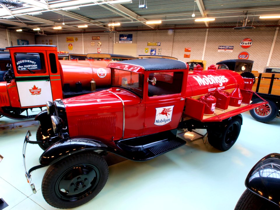 1931_Ford_82B_Model_AA_131_pic09