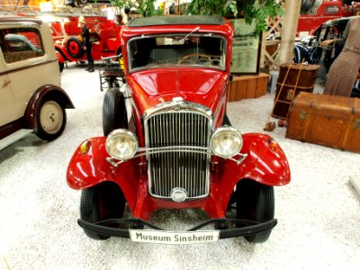 1932_Opel_1.2_Limousine_pic2