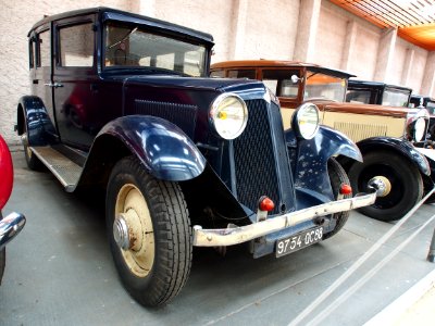 1931_Renault_KZ_5,_4cylinders,_2120_cm3,_11hp_pic1