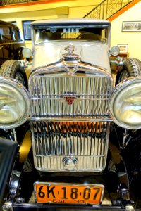 1930_Stutz_Monte_Carlo_Sedan_-_Automobile_Driving_Museum_-_El_Segundo,_CA_-_DSC02284