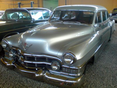 1951_Cadillac_75_Fleetwood photo