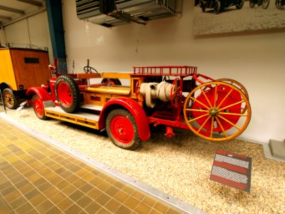 1930_Skoda_154_fire_engine_pic2