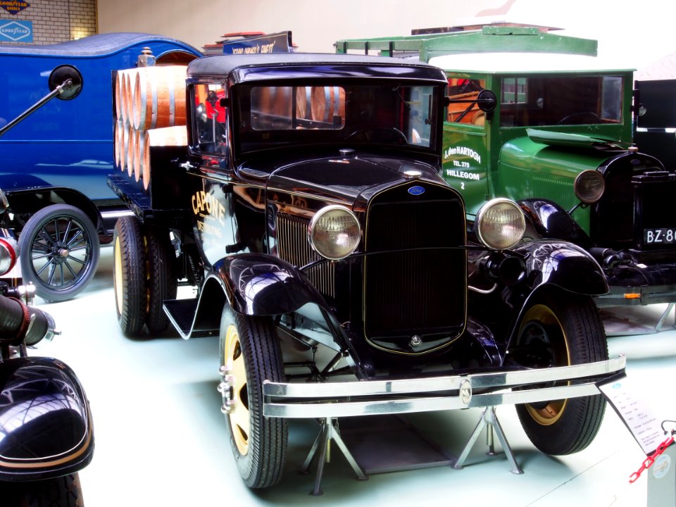1930_Ford_Model_AA_187A_Truck_Capone_pic1