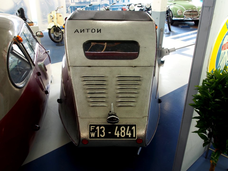 1954_Fuldamobil_173cc_9hp_80kmh_Anton_der_Silberfloh_bild_4
