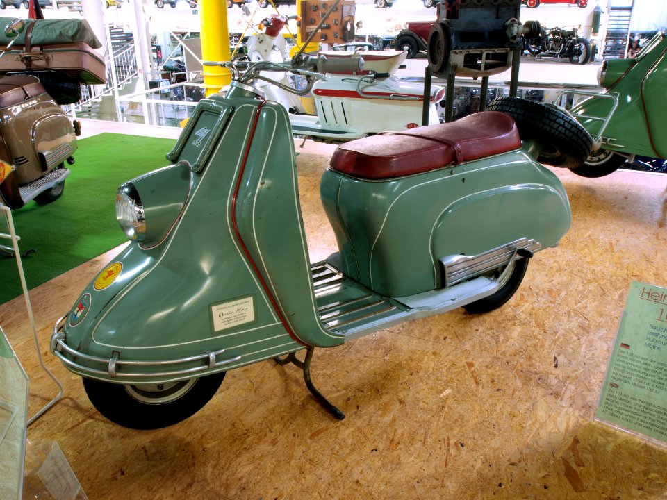 1954_Heinkel_Tourist_101_A0_7.2hp_149cc
