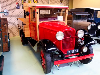 1933_Ford_85_BB_Truck_pic2