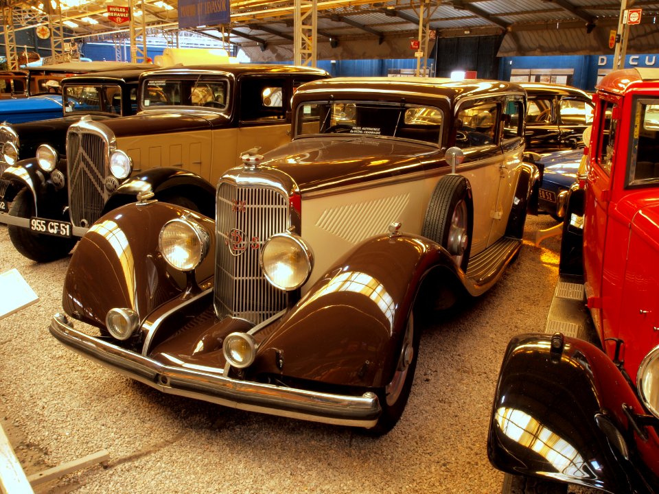 1933_Panhard_et_Levassor_X72,_6CS,_RL_pic1