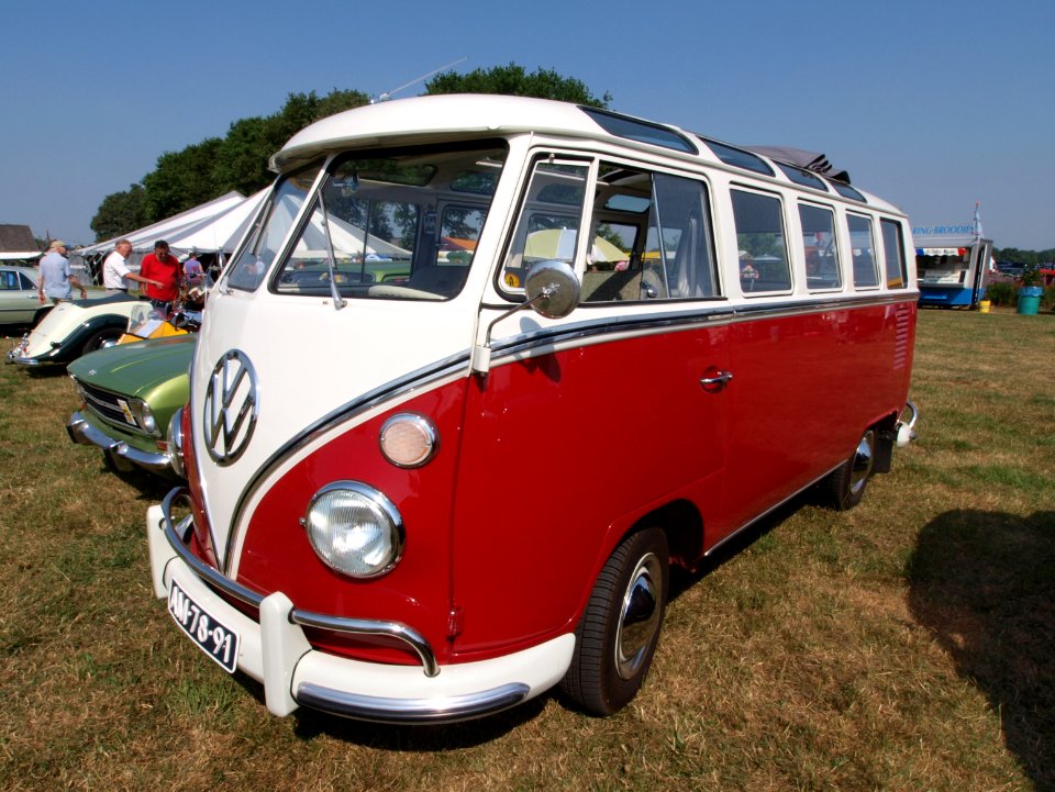 1954_Volkswagen_251_pic2