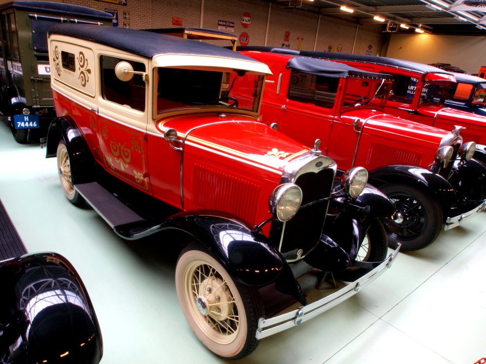1931_Ford_130B_DeLuxe_Delivery_pic6