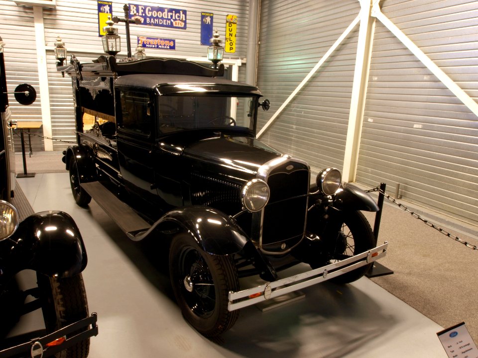 1931_A_-_Ford_28_B_pic4