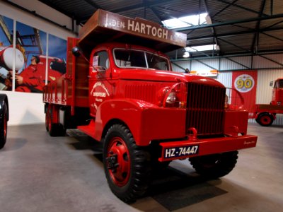 1942_GMC_truck_pic1