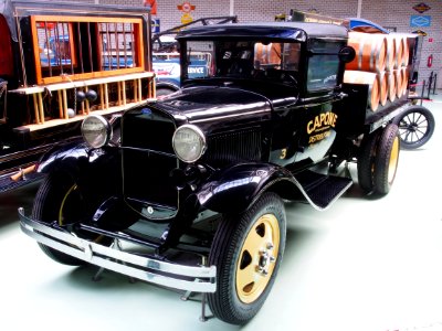 1930_Ford_Model_AA_187A_Truck_Capone_pic2