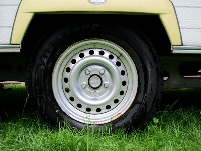Auto tires caravan mature