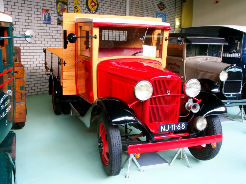 1933_Ford_BB_85_Truck_pic3