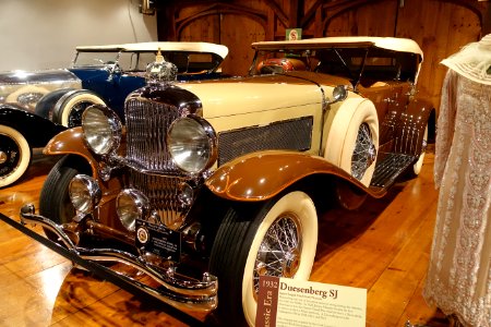 1932_Duesenberg_SJ_-_Collings_Foundation_-_Massachusetts_-_DSC07171
