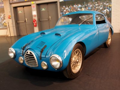 1950_Simca-Gordini_15S,_4_cylinder,_1490cm3,_135hp,_200kmh,_photo_4