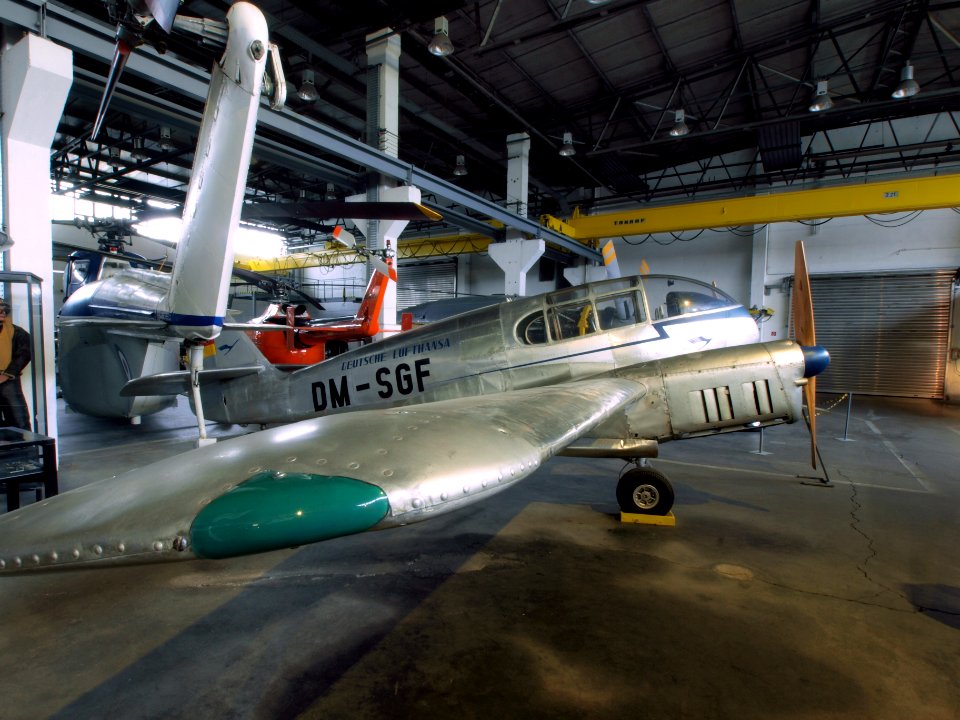 1948_Lufthansa_LET_Aero_45_pic2