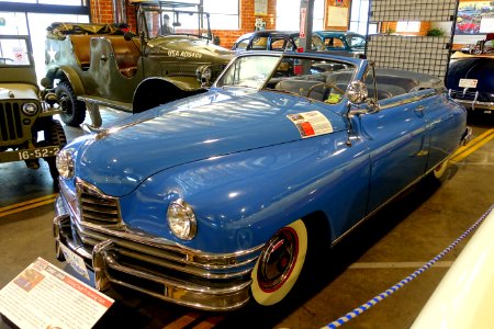 1948_Packard_Super_8_Victoria_Convertible_-_Automobile_Driving_Museum_-_El_Segundo,_CA_-_DSC01488