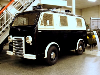 1950_DAF_A10,_Politie_Eindhoven_in_het_Daf_Museum_pic-08