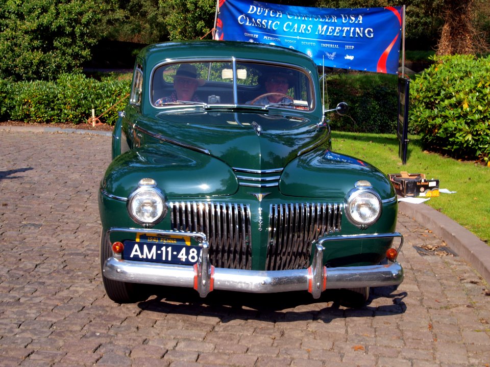 1941_DeSoto_S8S_Custom_photo-7