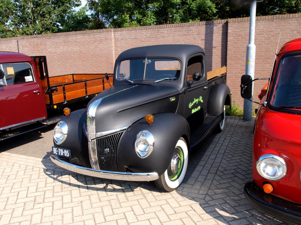 1941_Ford_A40_photo-1
