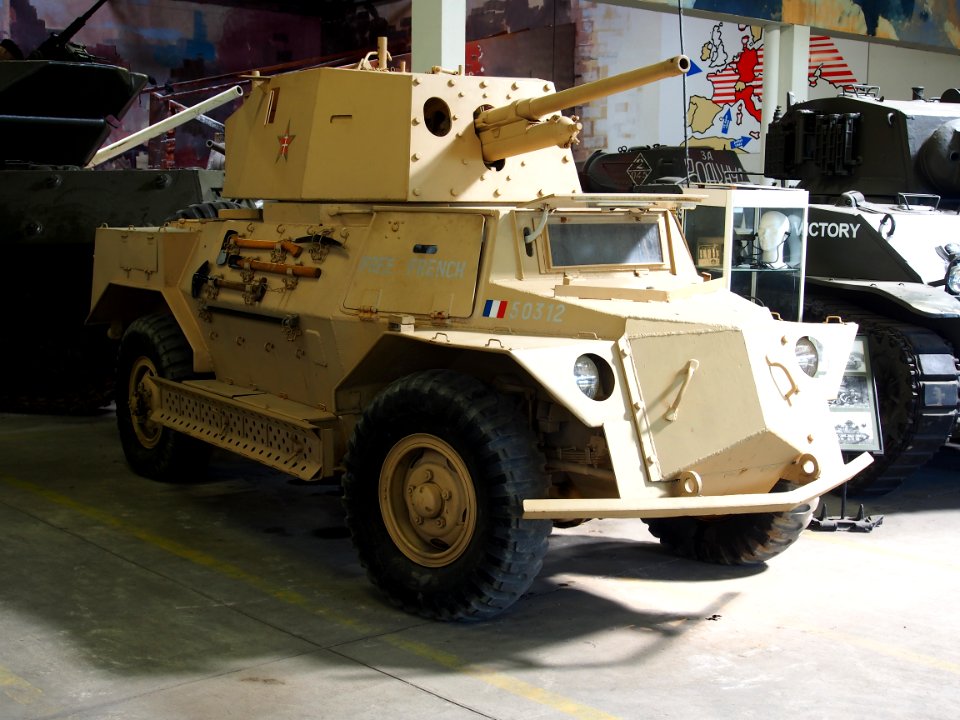 1943_Marmon_Herrington_SARC_MkIV,_armored_car_in_the_Musée_des_Blindés,_France,_pic-6