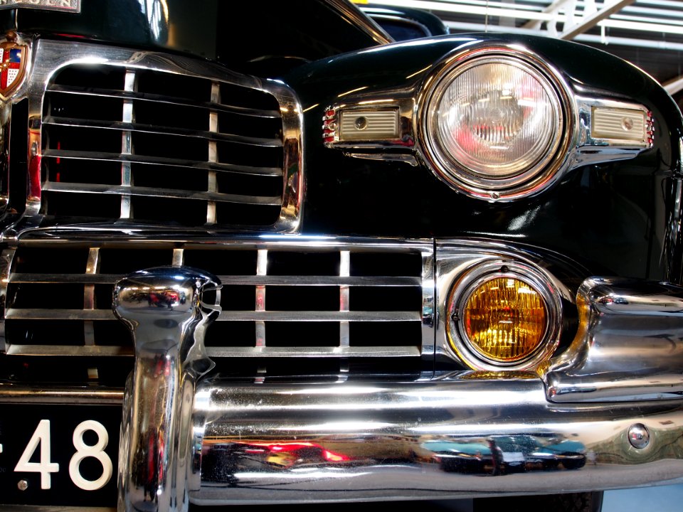 1947_Lincoln_76H_Sedan_pic03
