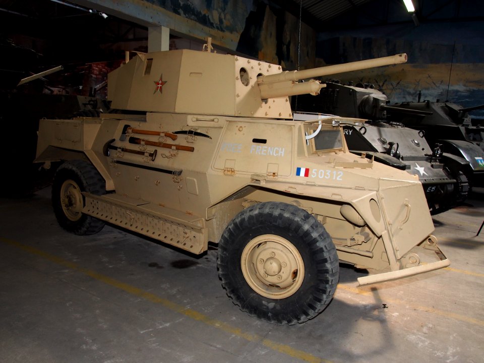 1943_Marmon_Herrington_SARC_MkIV,_armored_car_in_the_Musée_des_Blindés,_France,_pic-4