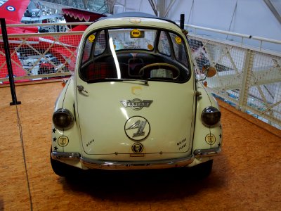 1956_Heinkel_Kabinenroller_Trojan_pic3