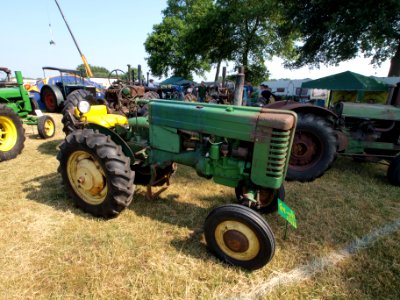 1948_John_Deere_model_M_pic2