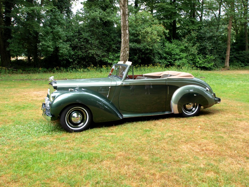1953_Alvis_TA_21_DHC_pic-002